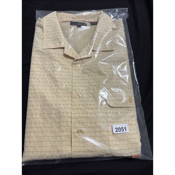 Vintage oobe Button Up Shirt Mens XLarge Beige Short Sleeve - Picture 9 of 9